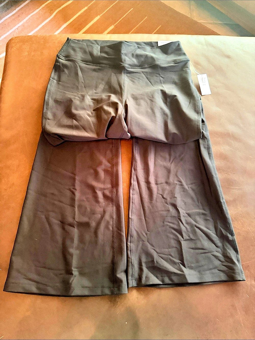 Old Navy Extra High-Rise Flare Go-Dry Powersoft Leggings Powersoft Leggings
